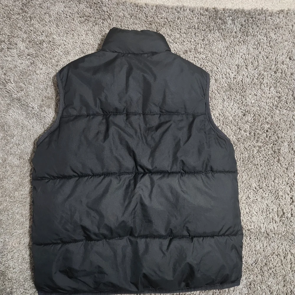 Old Navy Black Kids Puffer Vest
